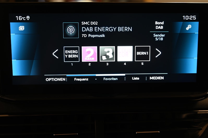 Vehicle image PEUGEOT 3008