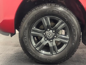 Fahrzeugbild TOYOTA Hilux Double Cab.-Pick-up 2.4 D-4D 150 Style