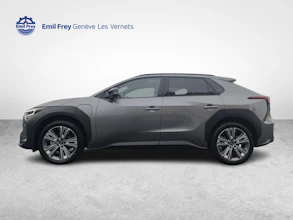 https://vehicle.imgix.net/3629129/f77676c7-4633-4097-8fd9-e28ba64cc22c.jpg
