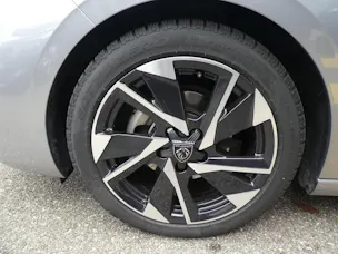 Peugeot 308 PureTech Allure Pack EAT8