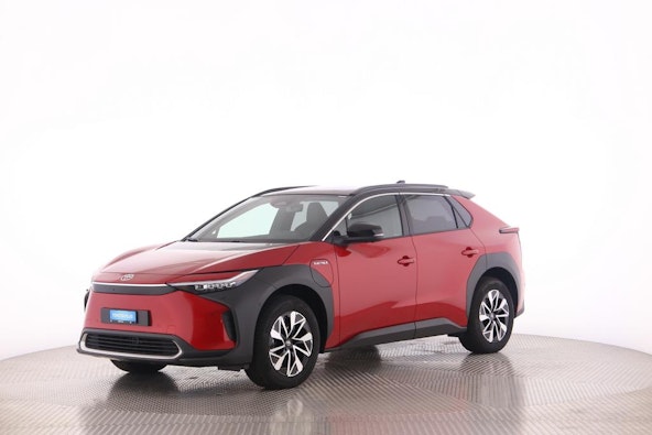 First vehicle image First vehicle image