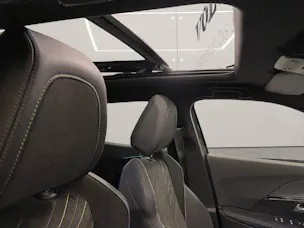 Peugeot 2008 1.2 Hybrid 136 GT