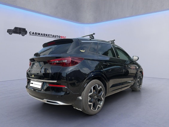 Vehicle image 6 Vehicle image 6