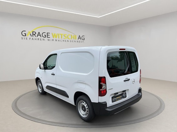 Vehicle image 21 Vehicle image 21