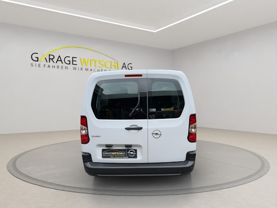 Vehicle image 20 Vehicle image 20