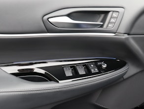 Vehicle image TOYOTA Mirai Fuel Cell Platinum