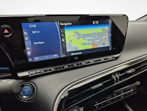 https://vehicle.imgix.net/3630792/8ea9ed6f-86fe-4990-9145-0dca7aef79ba.jpg