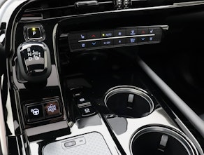 Vehicle image TOYOTA Mirai Fuel Cell Platinum