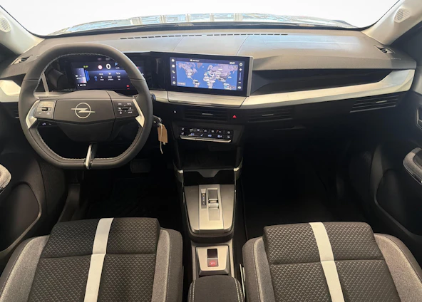 image du véhicule 8 image du véhicule 8