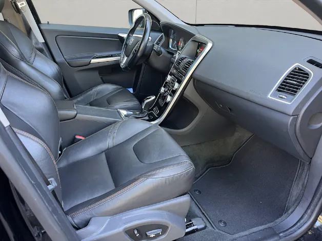 Volvo XC60 2.4 D5 Summum AWD S/S
