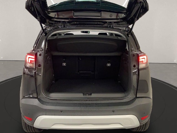 Vehicle image 3 Vehicle image 3