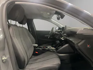 Peugeot 208 1.2 Hybrid Allure Premium