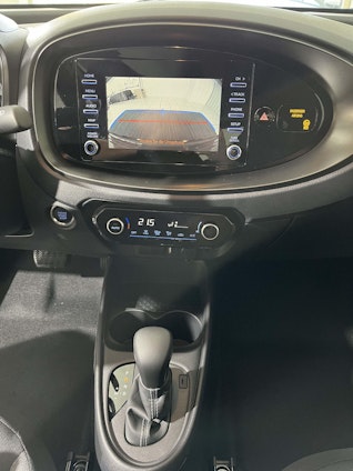 Vehicle image 7 Vehicle image 7