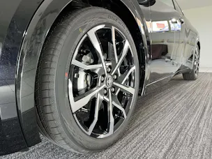 Toyota Prius 2.0 Plug-In-Hybrid Style