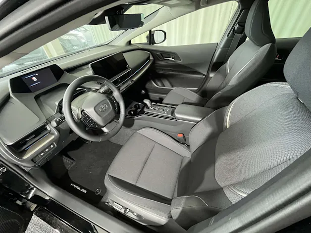 Toyota Prius 2.0 Plug-In-Hybrid Style