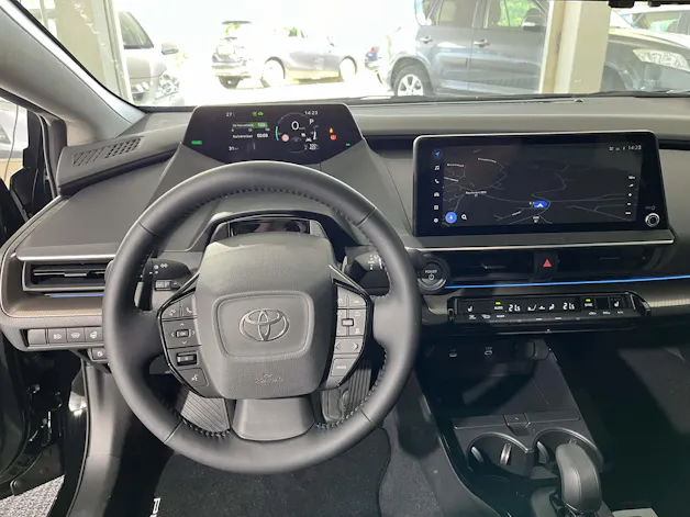 Toyota Prius 2.0 Plug-In-Hybrid Style