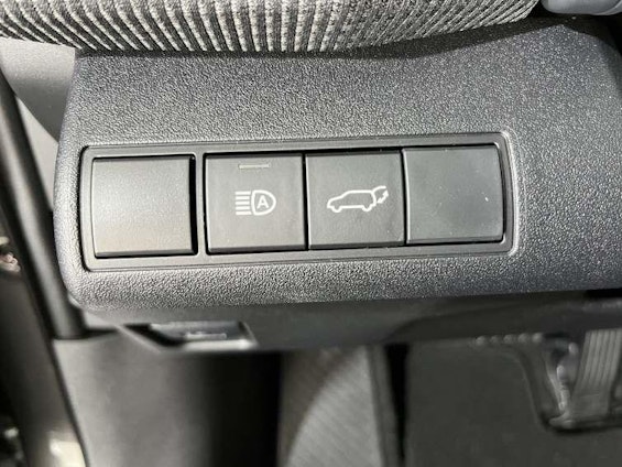 Vehicle image 12 Vehicle image 12