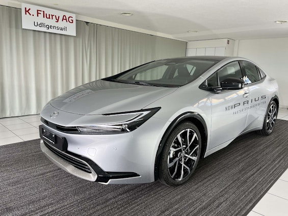 First vehicle image First vehicle image