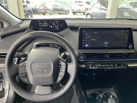 Vehicle image 8 Vehicle image 8