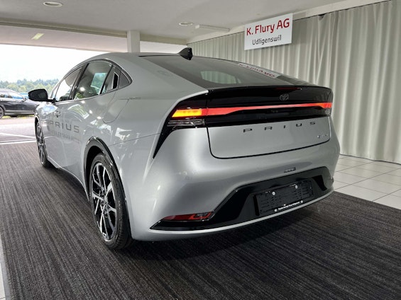 Vehicle image 2 Vehicle image 2