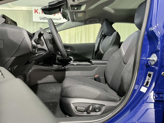 Vehicle image 5 Vehicle image 5