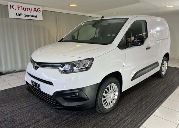 First vehicle image First vehicle image