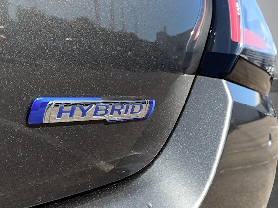 Vehicle image 12
