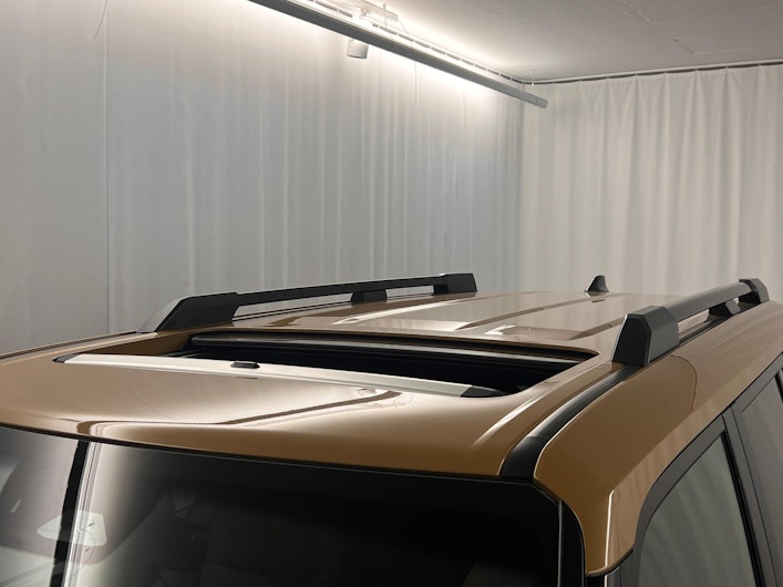 Vehicle image TOYOTA LANDCRUISER