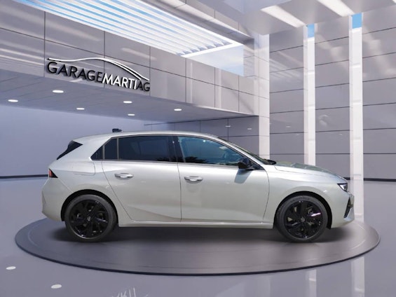 Vehicle image 2 Vehicle image 2