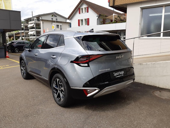 Vehicle image 3 Vehicle image 3