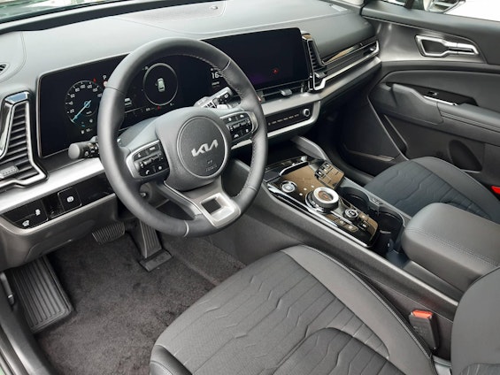 Vehicle image 5 Vehicle image 5