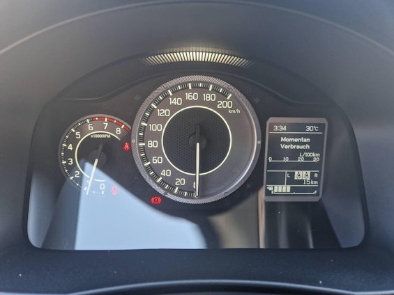 Vehicle image 8 Vehicle image 8