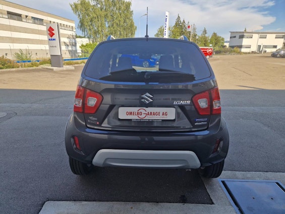 Vehicle image 3 Vehicle image 3