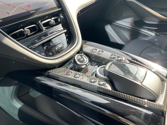 Vehicle image ASTON MARTIN DBX