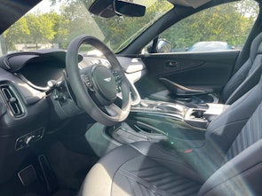 Vehicle image ASTON MARTIN DBX 707 4.0 V8 Bi-Turbo