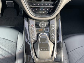 Vehicle image ASTON MARTIN DBX 707 4.0 V8 Bi-Turbo