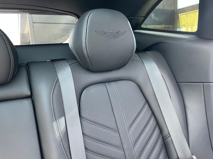 Vehicle image ASTON MARTIN DBX