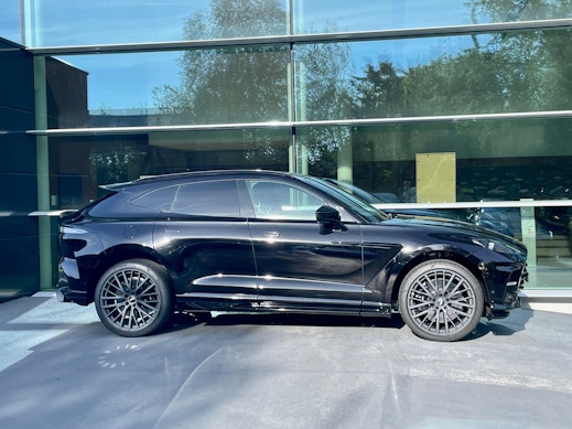 ASTON MARTIN DBX 707 4.0 V8 Bi-Turbo 1