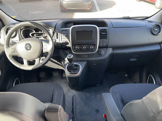 Renault Trafic Grand Spacenomad 2.0 dCi Blue 145