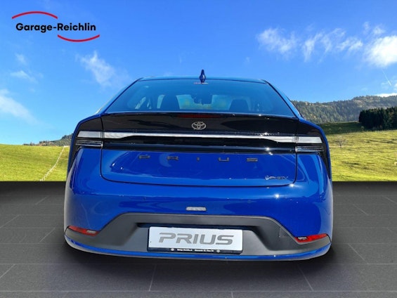 Vehicle image 5 Vehicle image 5