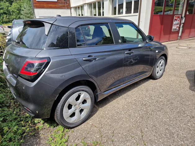 Suzuki Swift 1.2 1st Edition Top Hybrid MY24