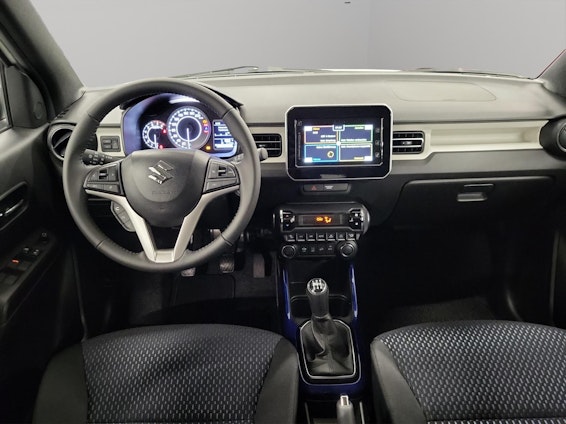Vehicle image 7
