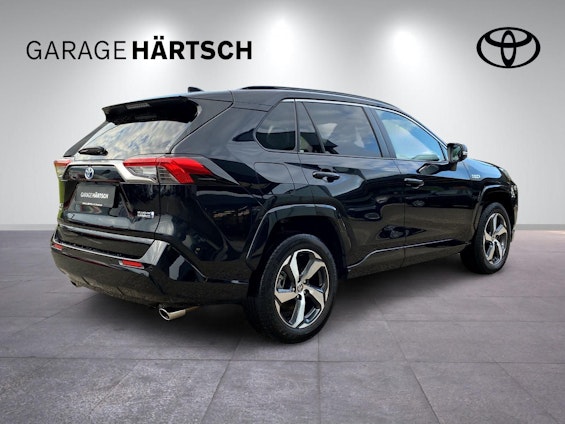 Vehicle image 6 Vehicle image 6