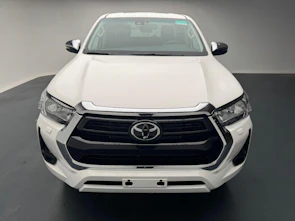Fahrzeugbild TOYOTA Hilux Double Cab.-Pick-up 2.8 D-4D 204 Style MHEV