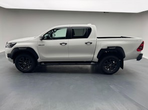 image du véhicule TOYOTA Hilux Double Cab.-Pick-up 2.8 D-4D 204 Invincible MHEV