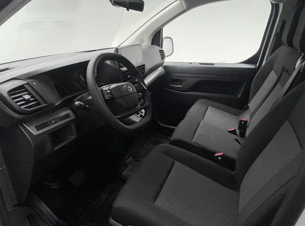 Toyota PROACE Van L1 2.0 D Advanced