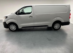 Vehicle image TOYOTA PROACE Van L2 2.0 D Advanced