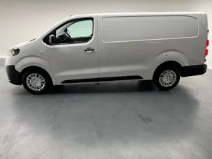 Toyota PROACE Van L2 2.0 D Advanced