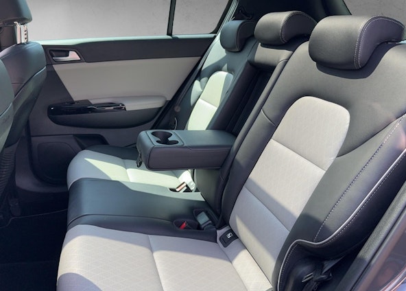 Vehicle image 4 Vehicle image 4