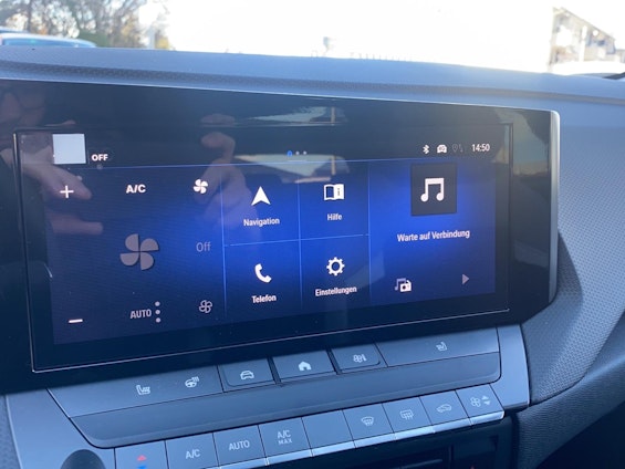 Vehicle image 9 Vehicle image 9